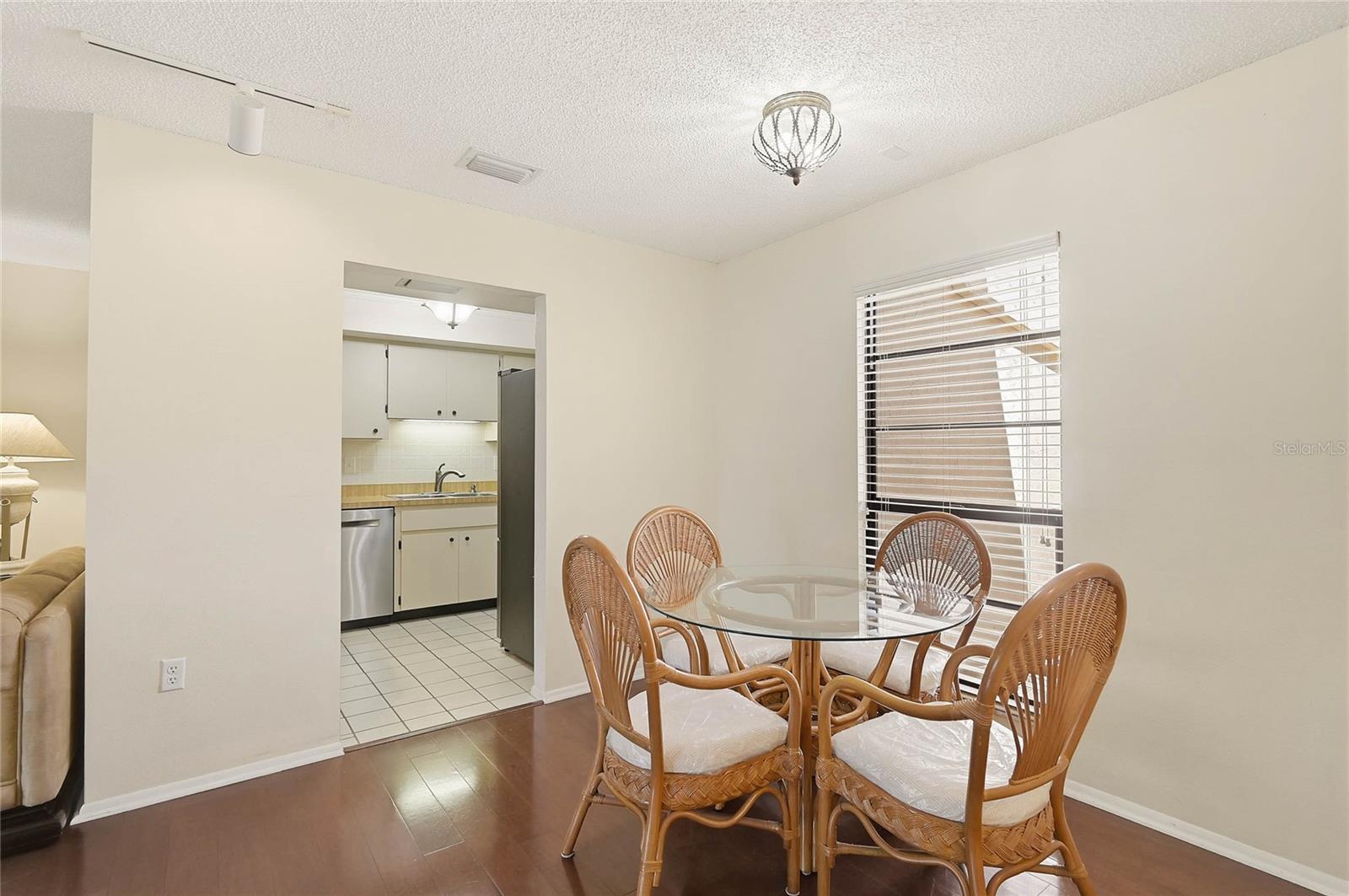 3189 GLEN ELYN BLVD #3 — photo 5