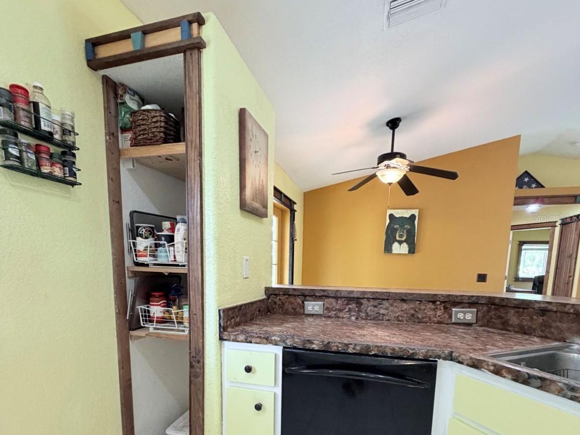 6345 BODMIN LN — photo 10