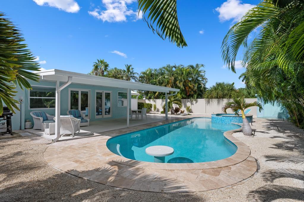 406 BAY PALMS DR — photo 32