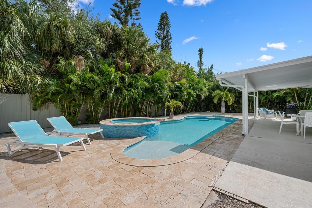 406 BAY PALMS DR — photo 29