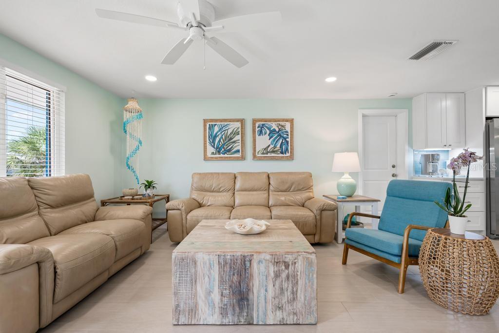 406 BAY PALMS DR — photo 7