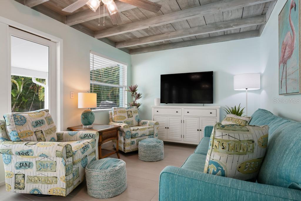406 BAY PALMS DR — photo 17