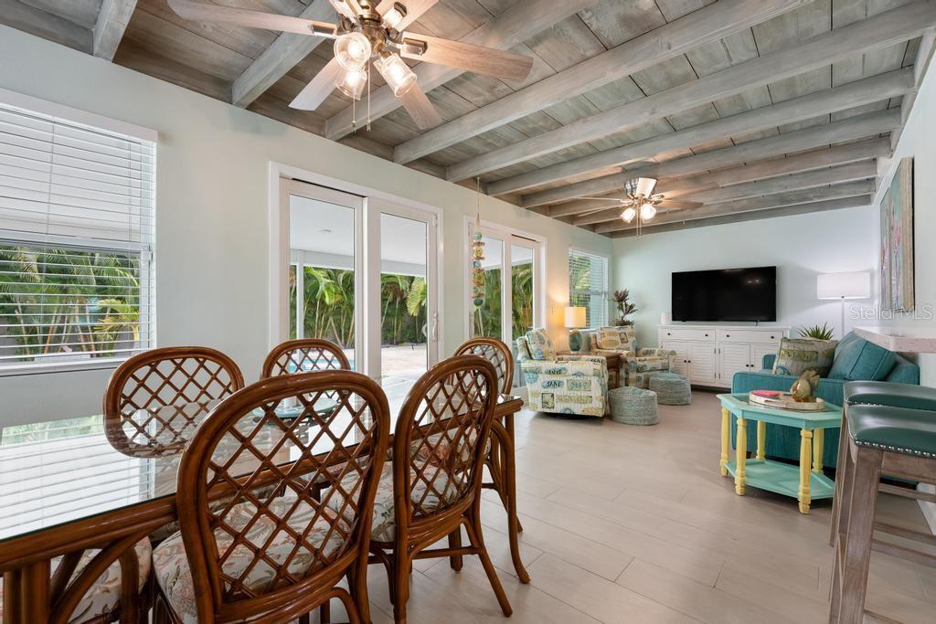 406 BAY PALMS DR — photo 15