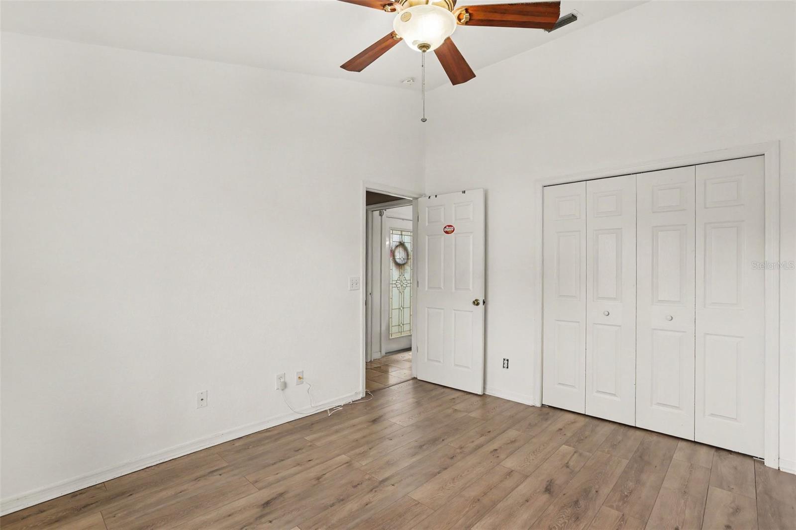 1102 VINETREE DR — photo 18
