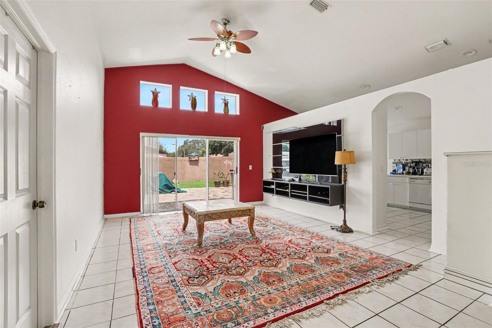 1102 VINETREE DR — photo 3