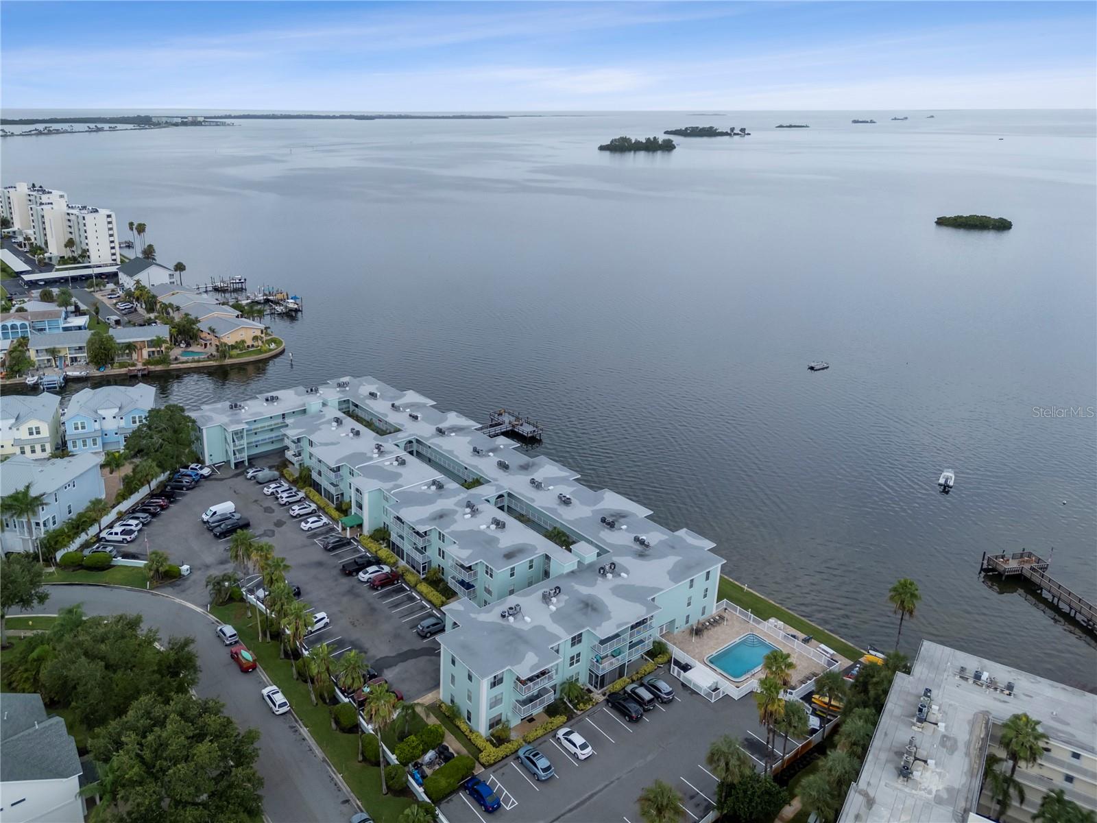 464 N PAULA DR #211 — photo 33