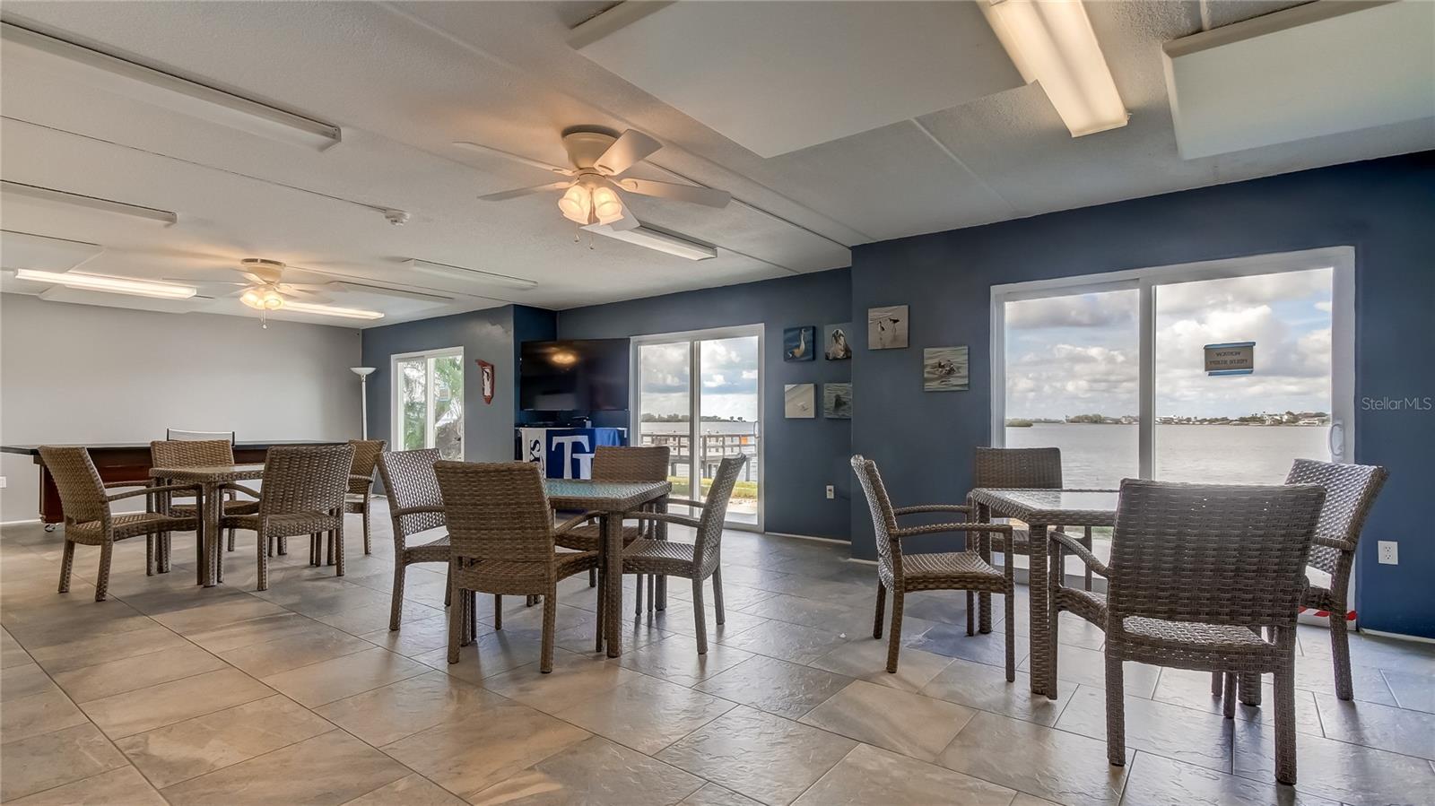 464 N PAULA DR #211 — photo 24