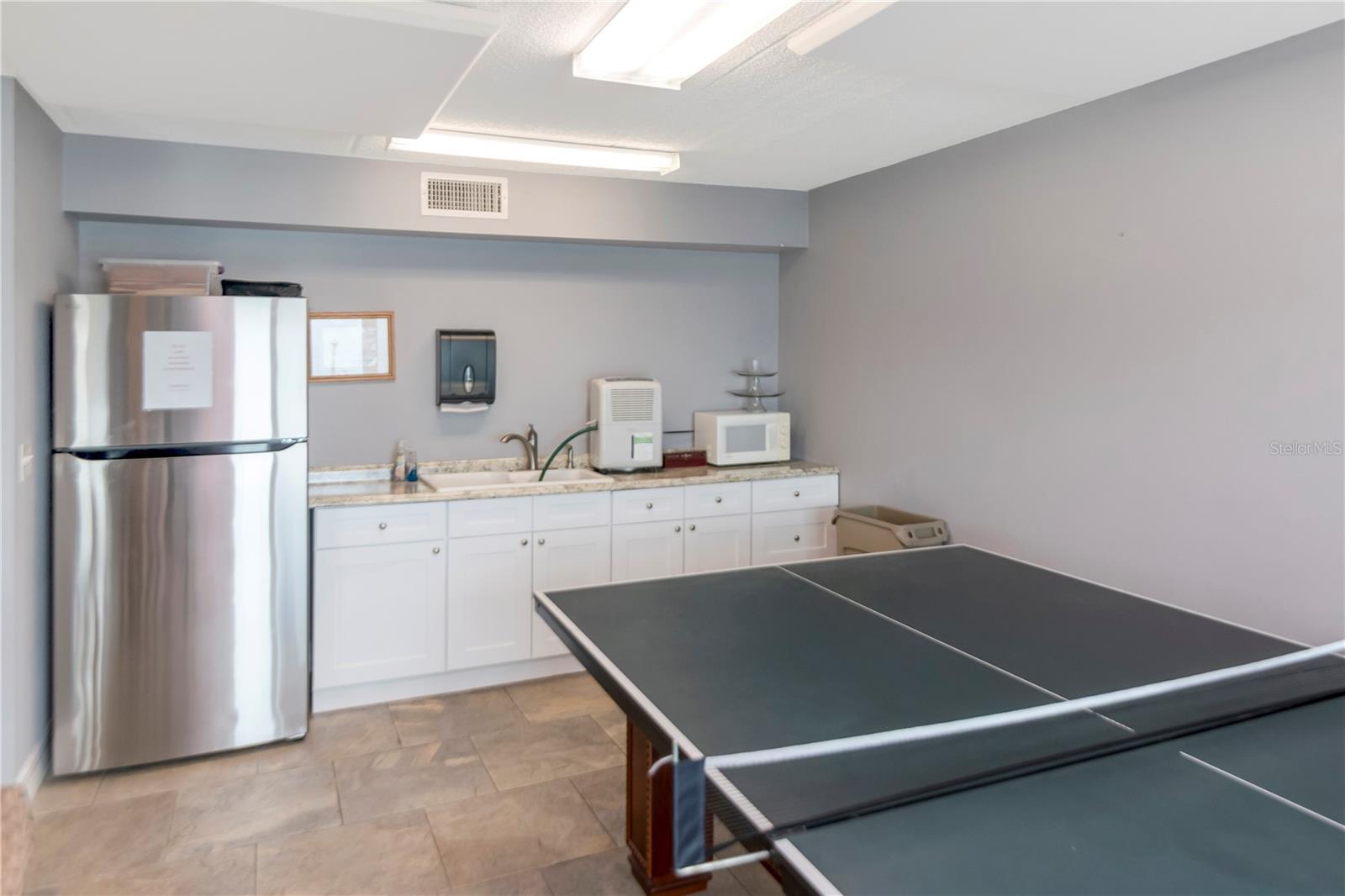 464 N PAULA DR #211 — photo 25