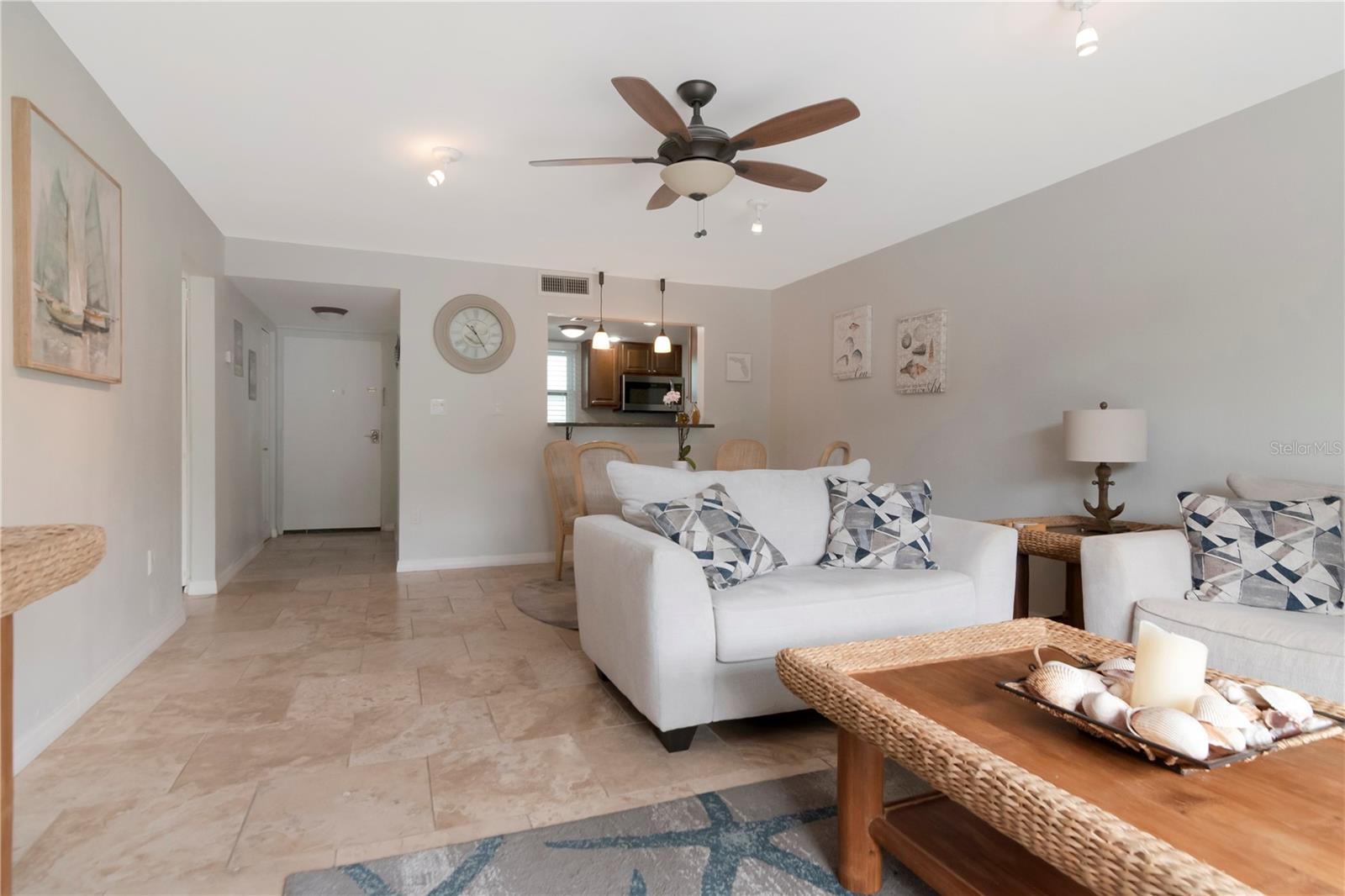 464 N PAULA DR #211 — photo 8