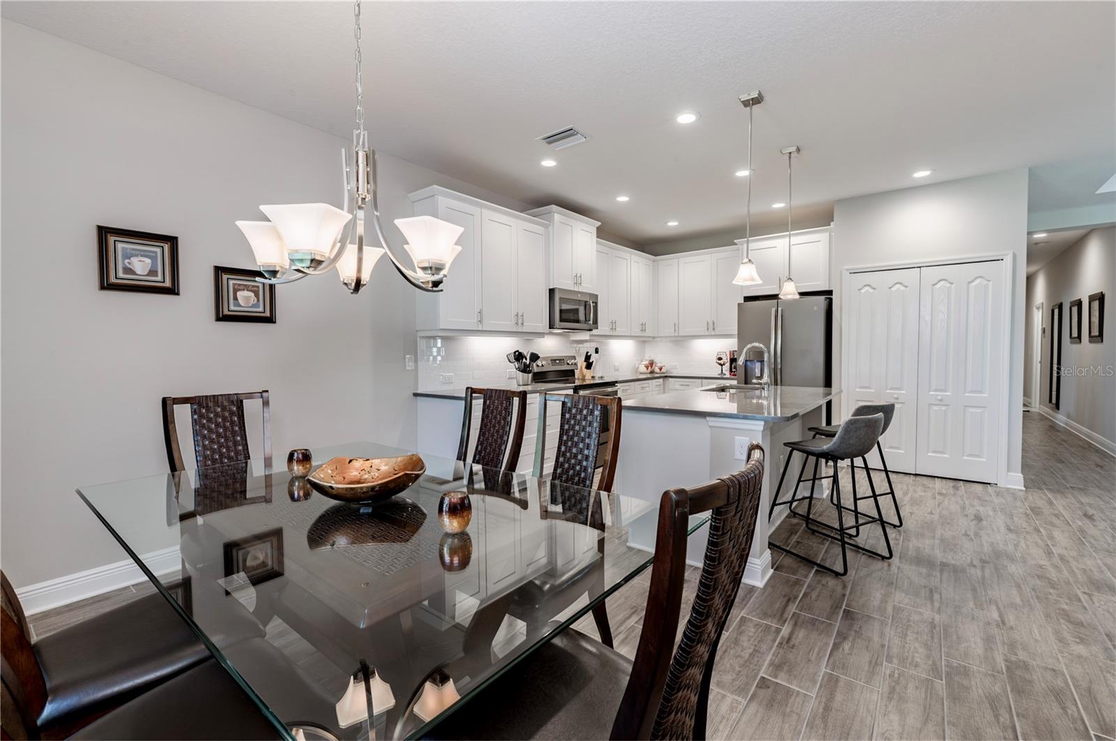 1117 THORNBURY DR — photo 13