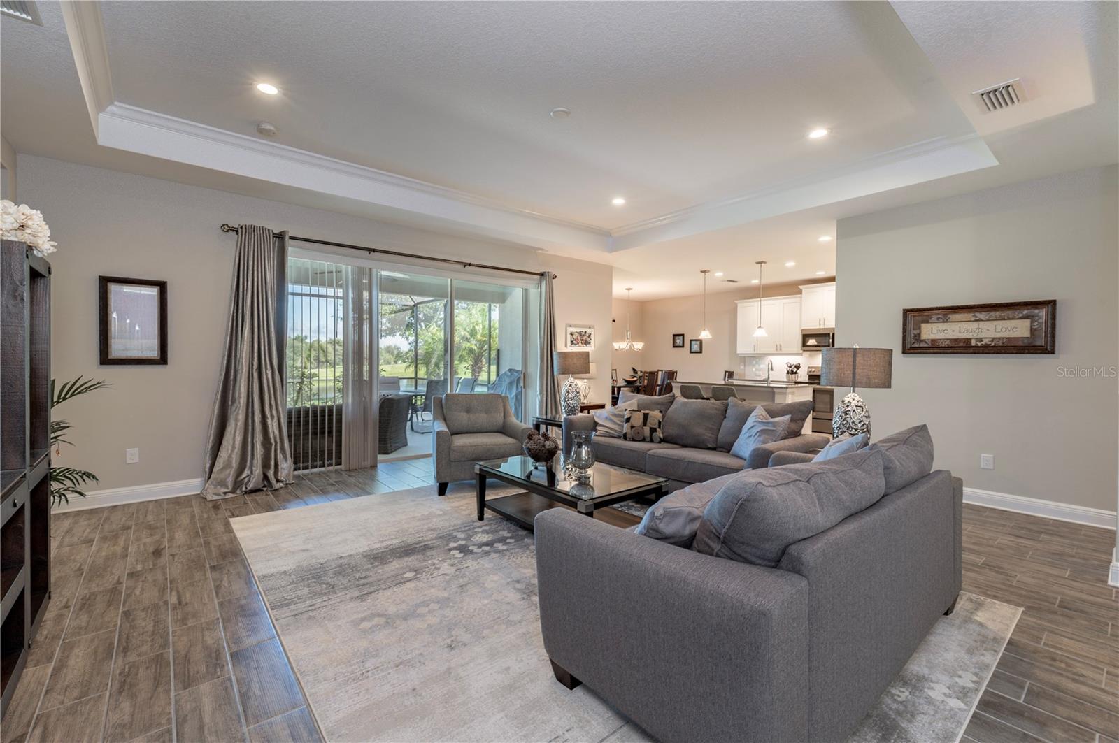 1117 THORNBURY DR — photo 11