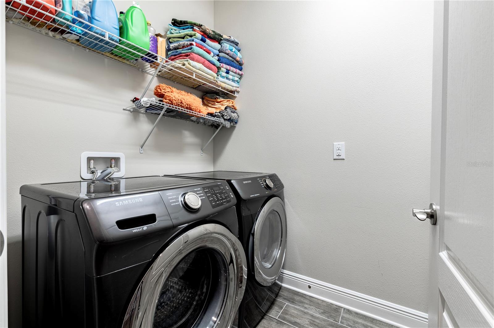 1117 THORNBURY DR — photo 28