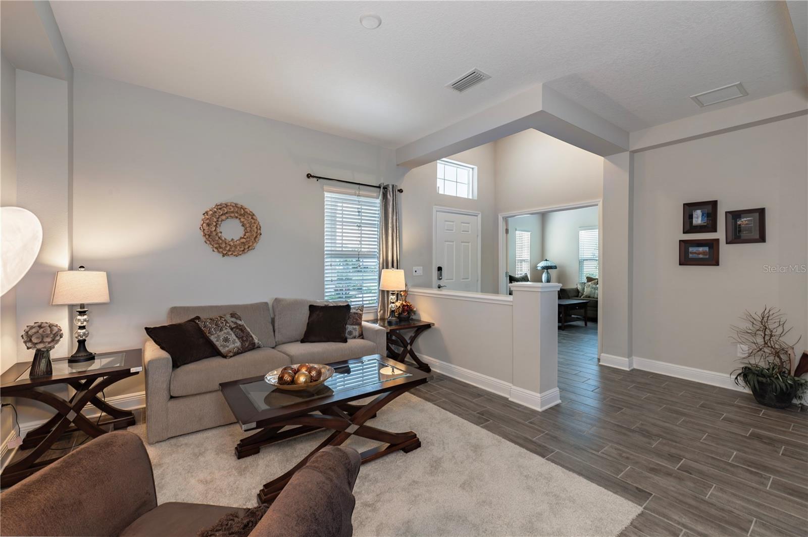 1117 THORNBURY DR — photo 9