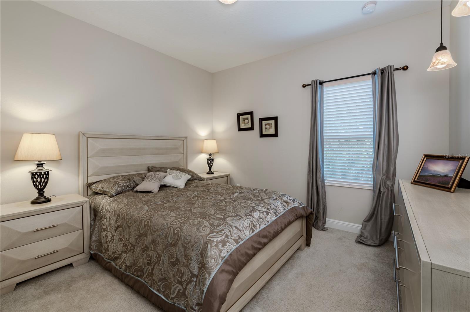 1117 THORNBURY DR — photo 19