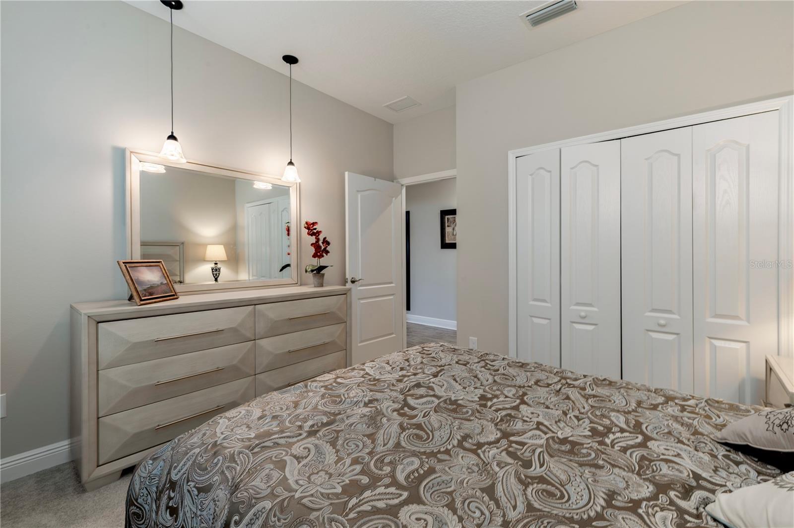 1117 THORNBURY DR — photo 20