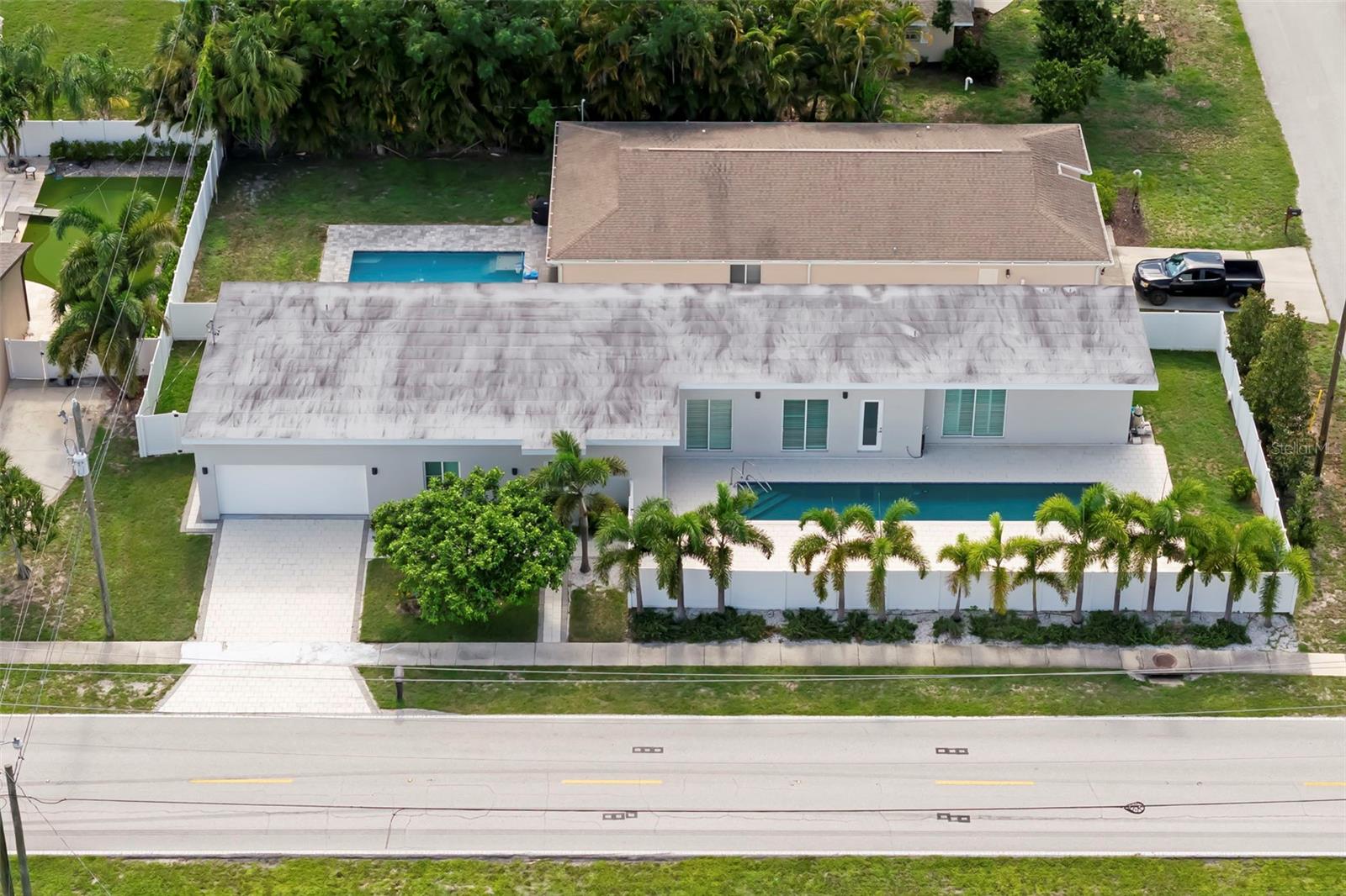 4524 RIVERWOOD AVE — photo 42