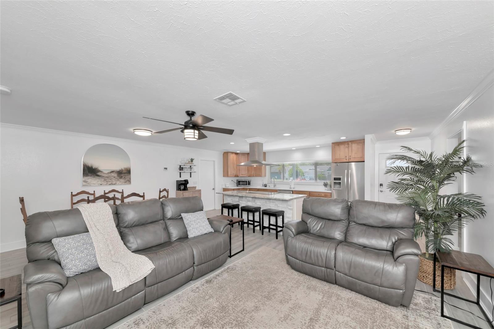 2861 INDIANWOOD DR — photo 10