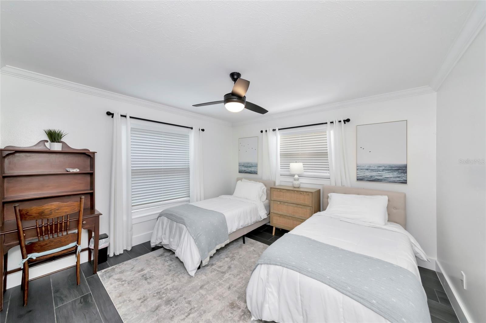 2861 INDIANWOOD DR — photo 18