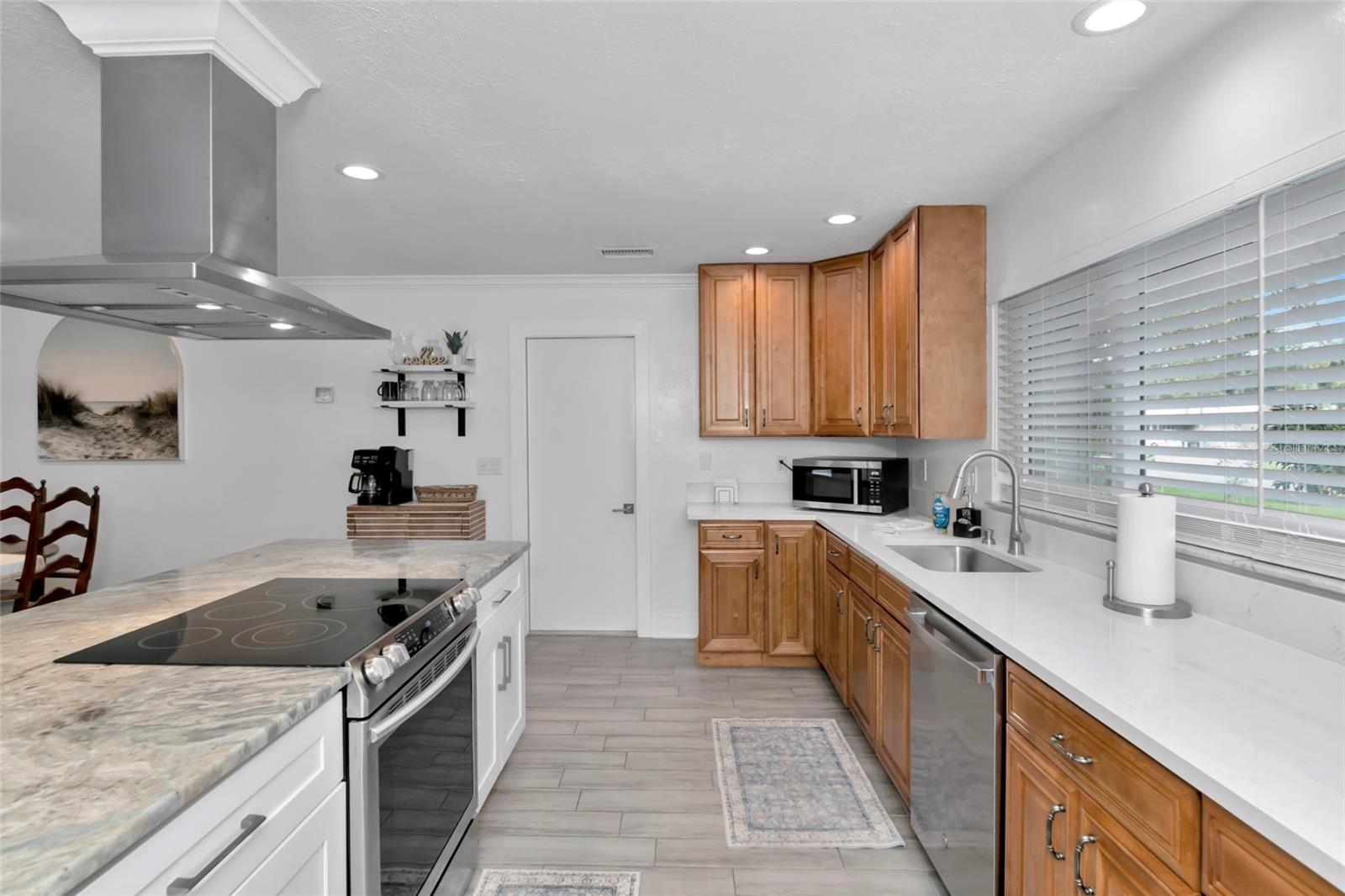 2861 INDIANWOOD DR — photo 6