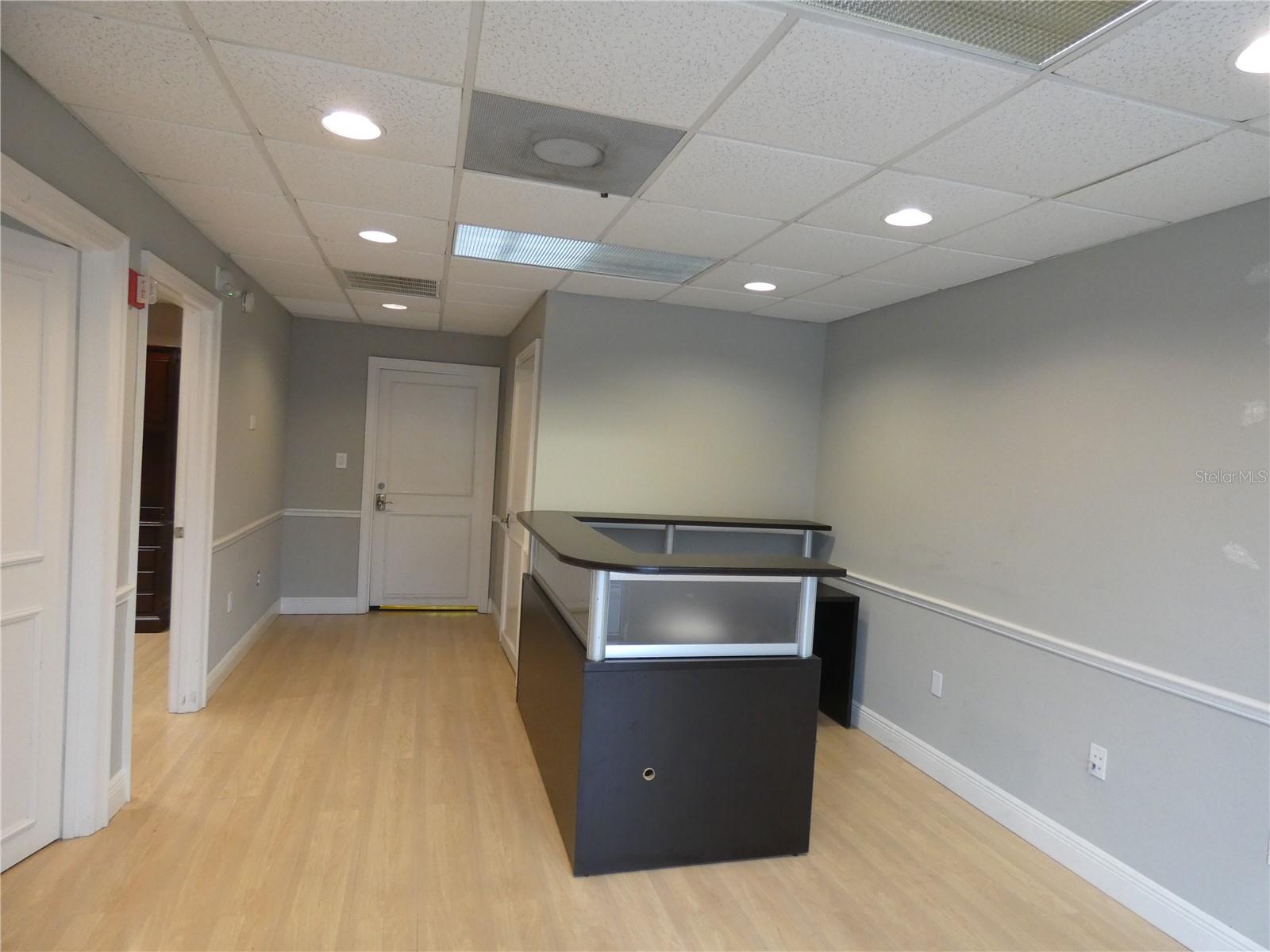 1882 PORTER LAKE DR #103 — photo 4