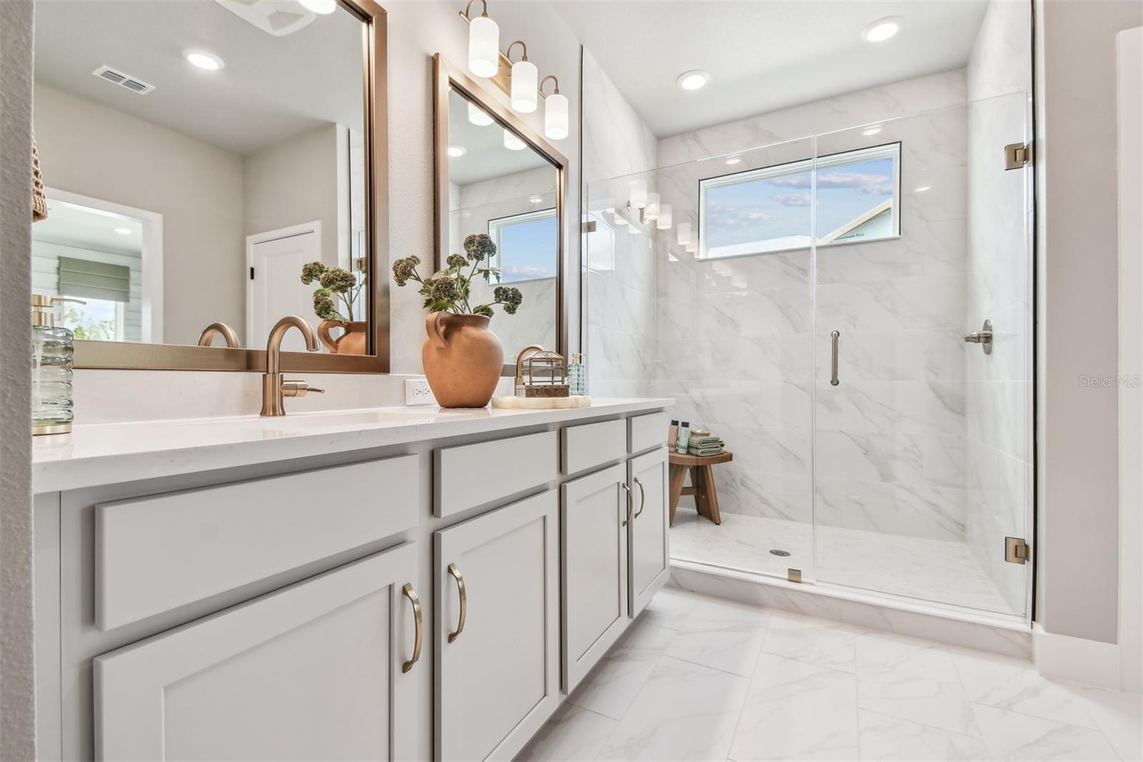 10704 OAK BEND DR — photo 16