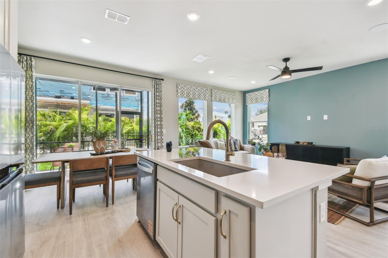 10704 OAK BEND DR — photo 5
