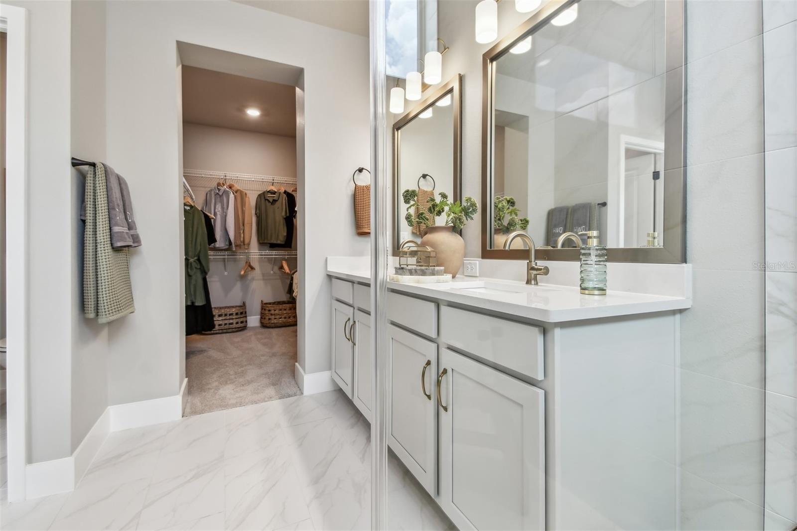 10704 OAK BEND DR — photo 18