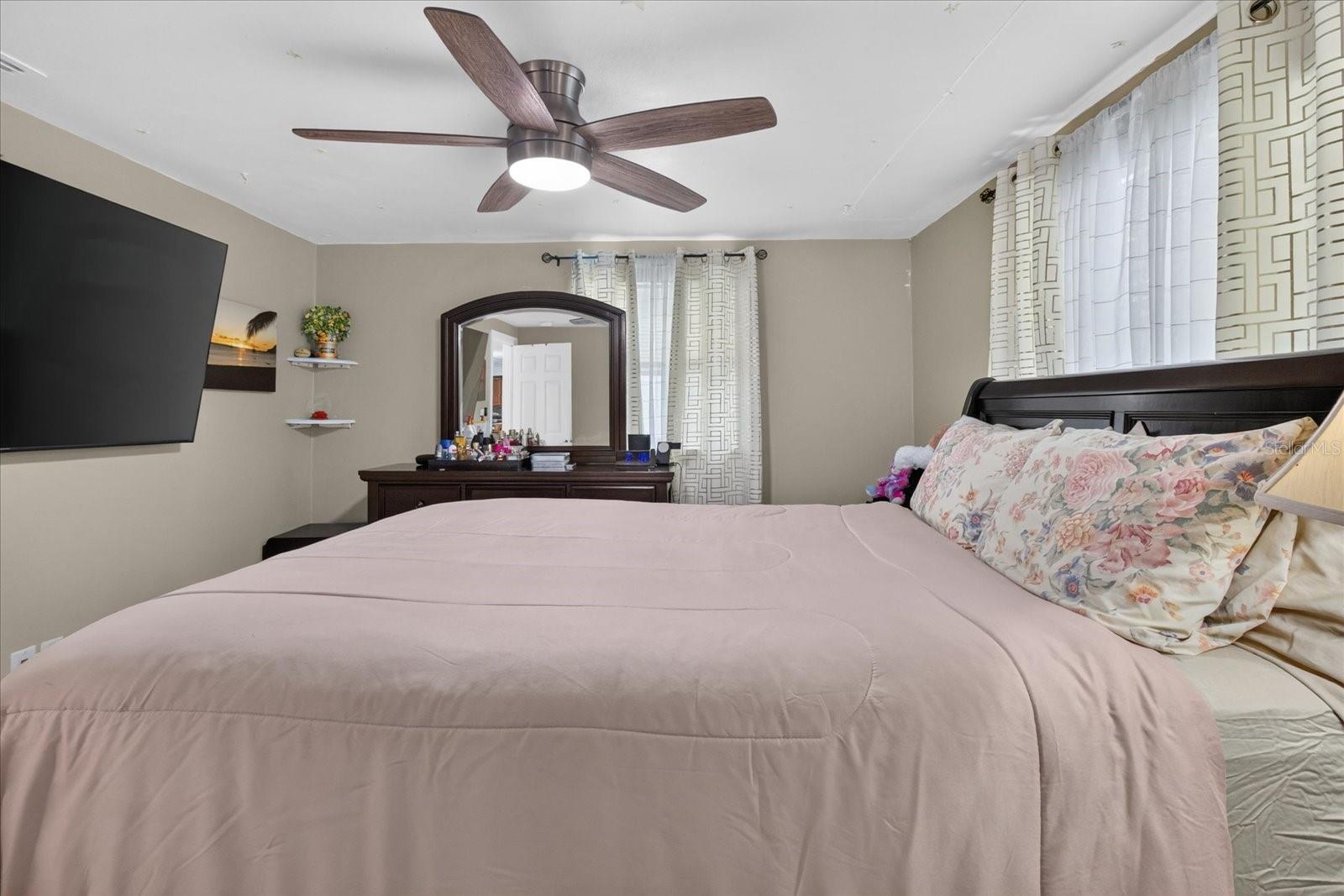 1031 CONOLEY LN — photo 28
