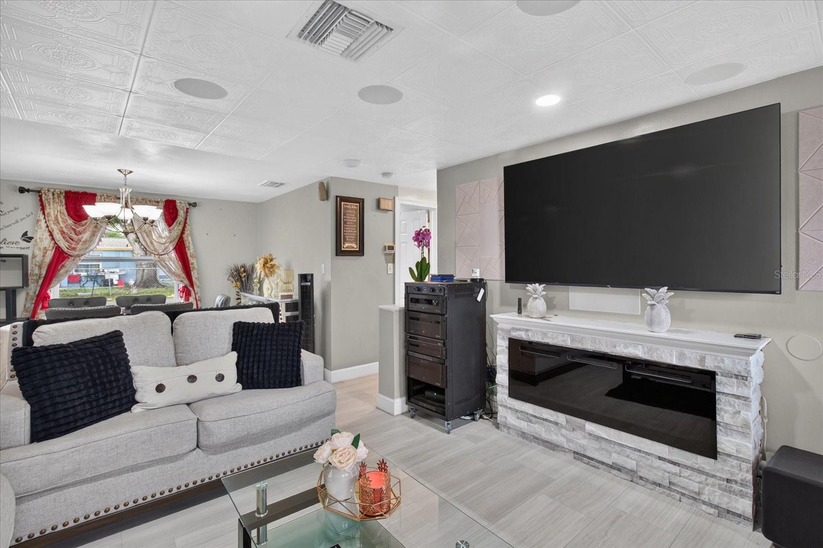 1031 CONOLEY LN — photo 16