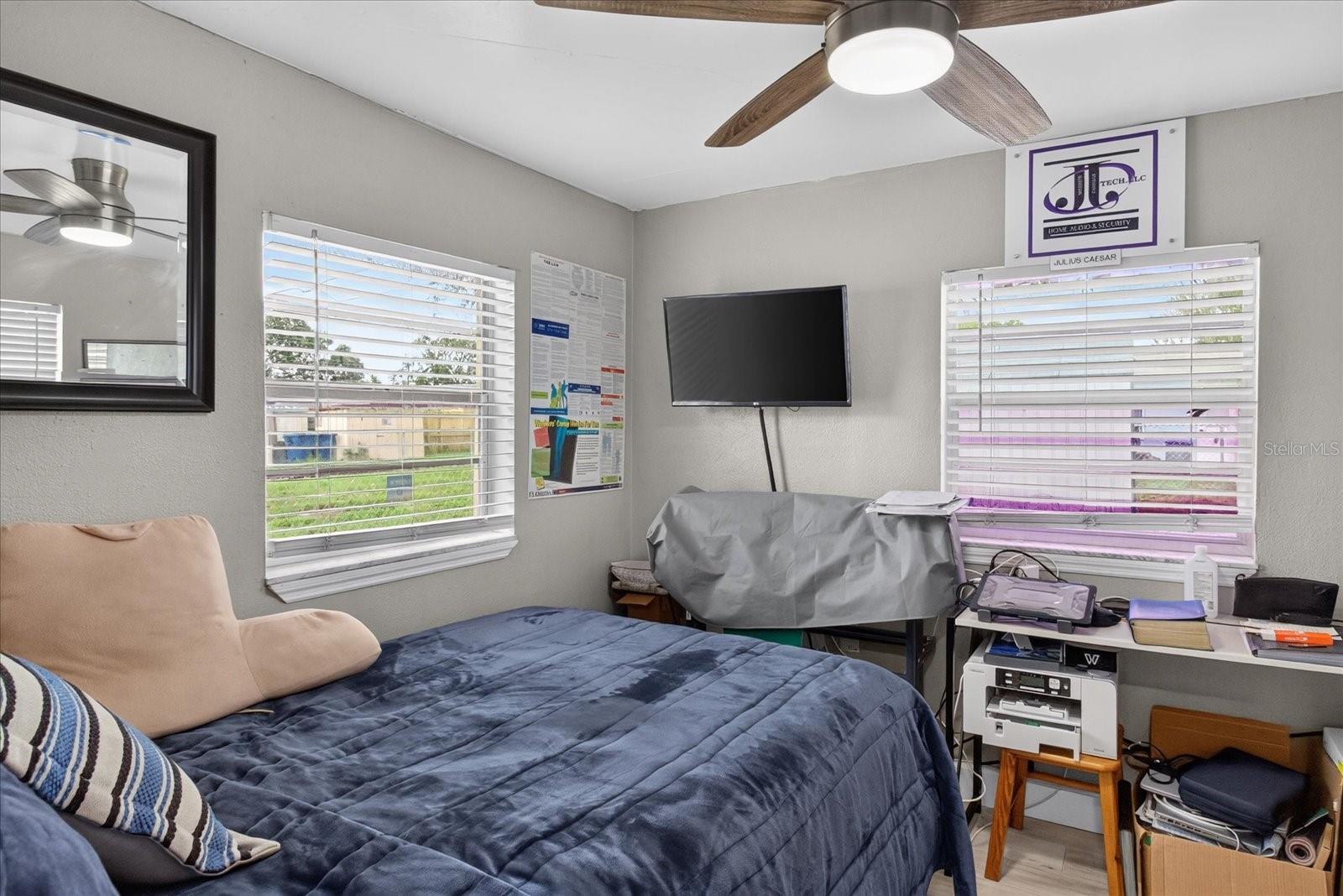 1031 CONOLEY LN — photo 42