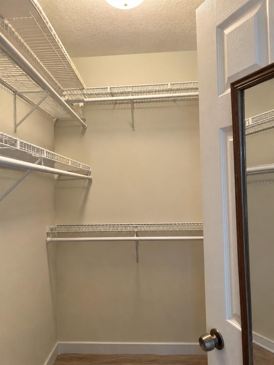 914 NICHOLSON ST — photo 17