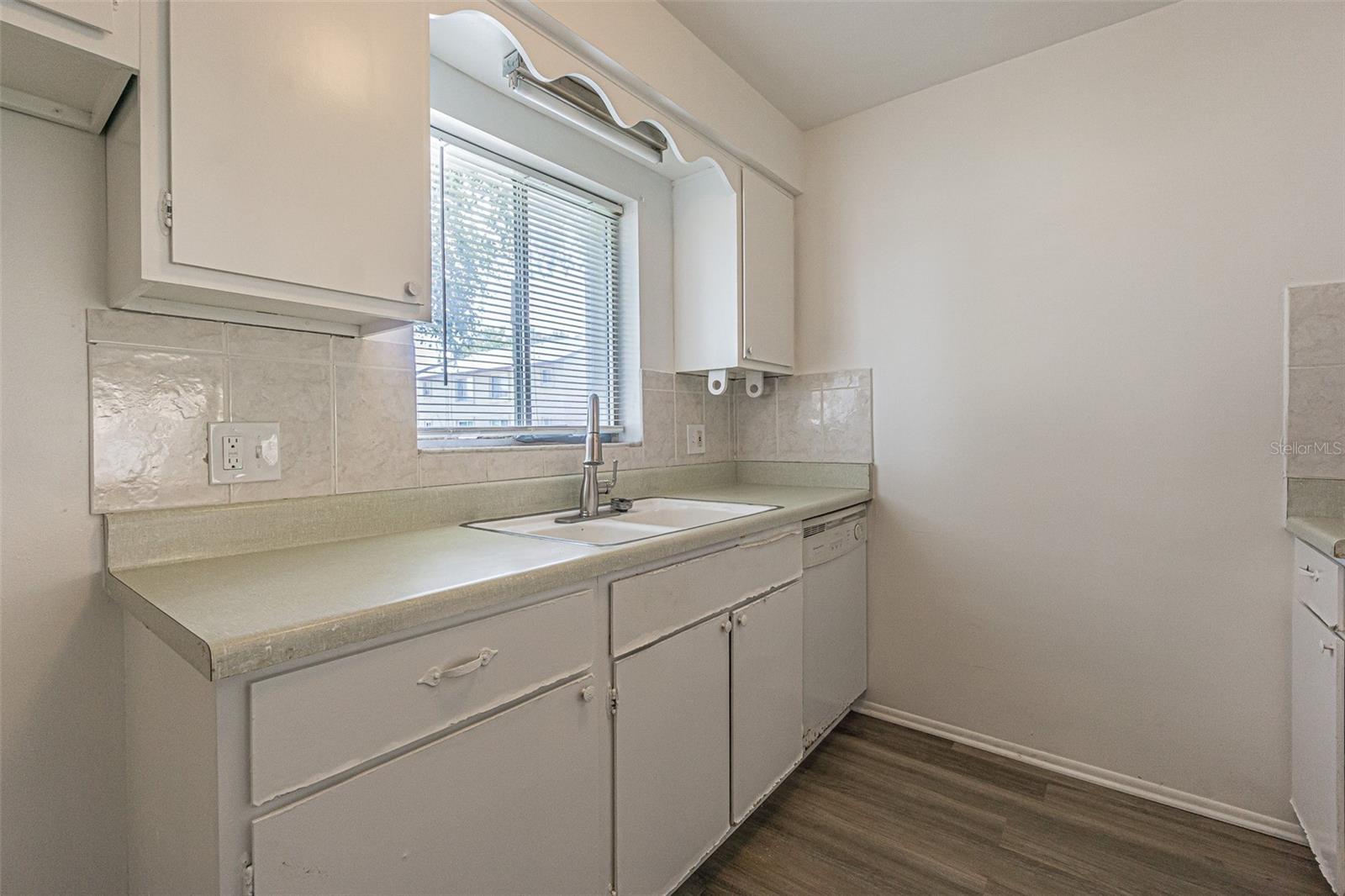 4215 EAST BAY DR #1105B — photo 18