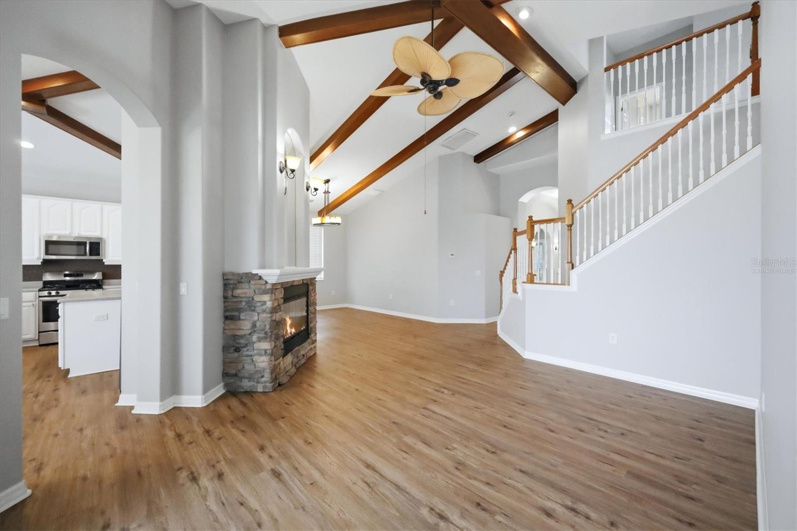 310 SALVIA CT — photo 5
