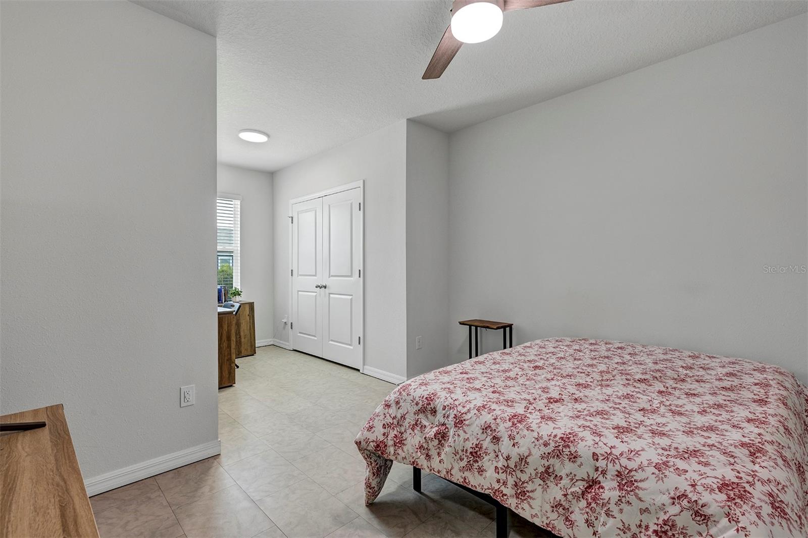 4015 BLUE BANKS LN — photo 20