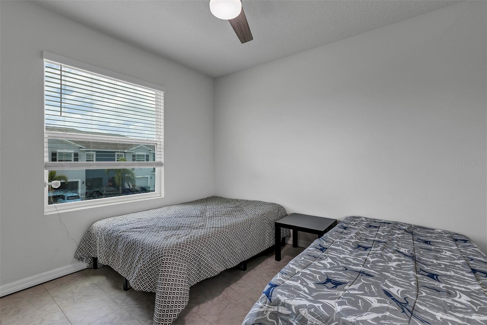 4015 BLUE BANKS LN — photo 18