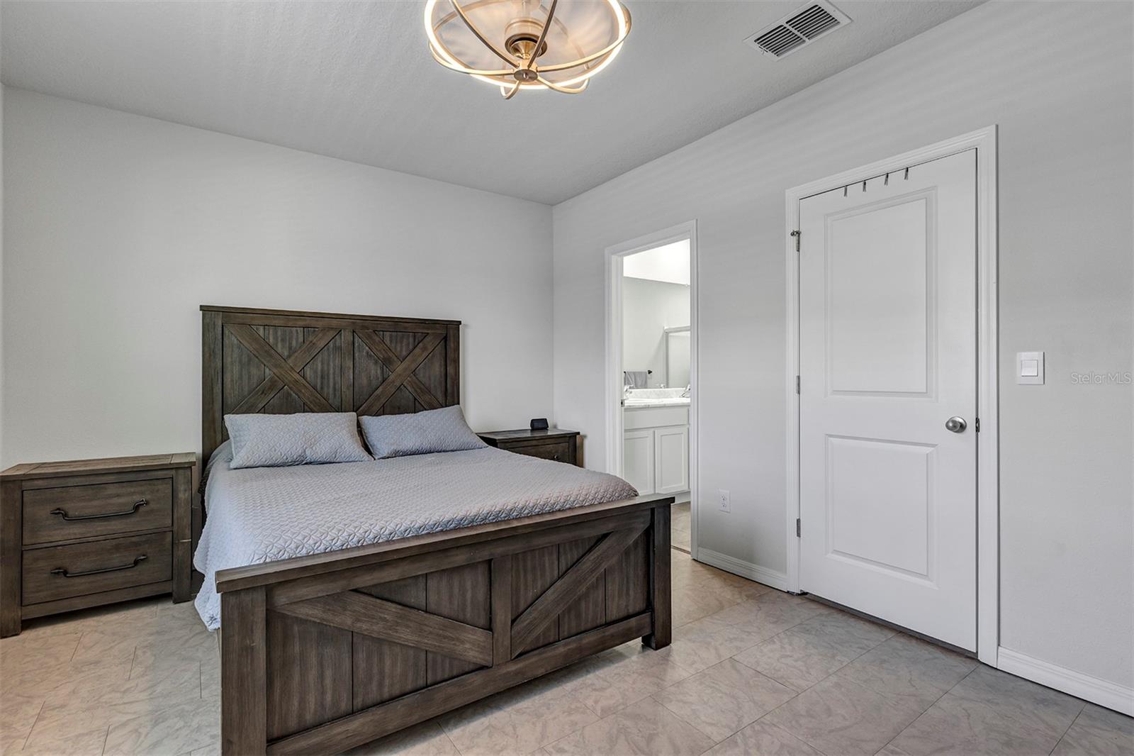 4015 BLUE BANKS LN — photo 16