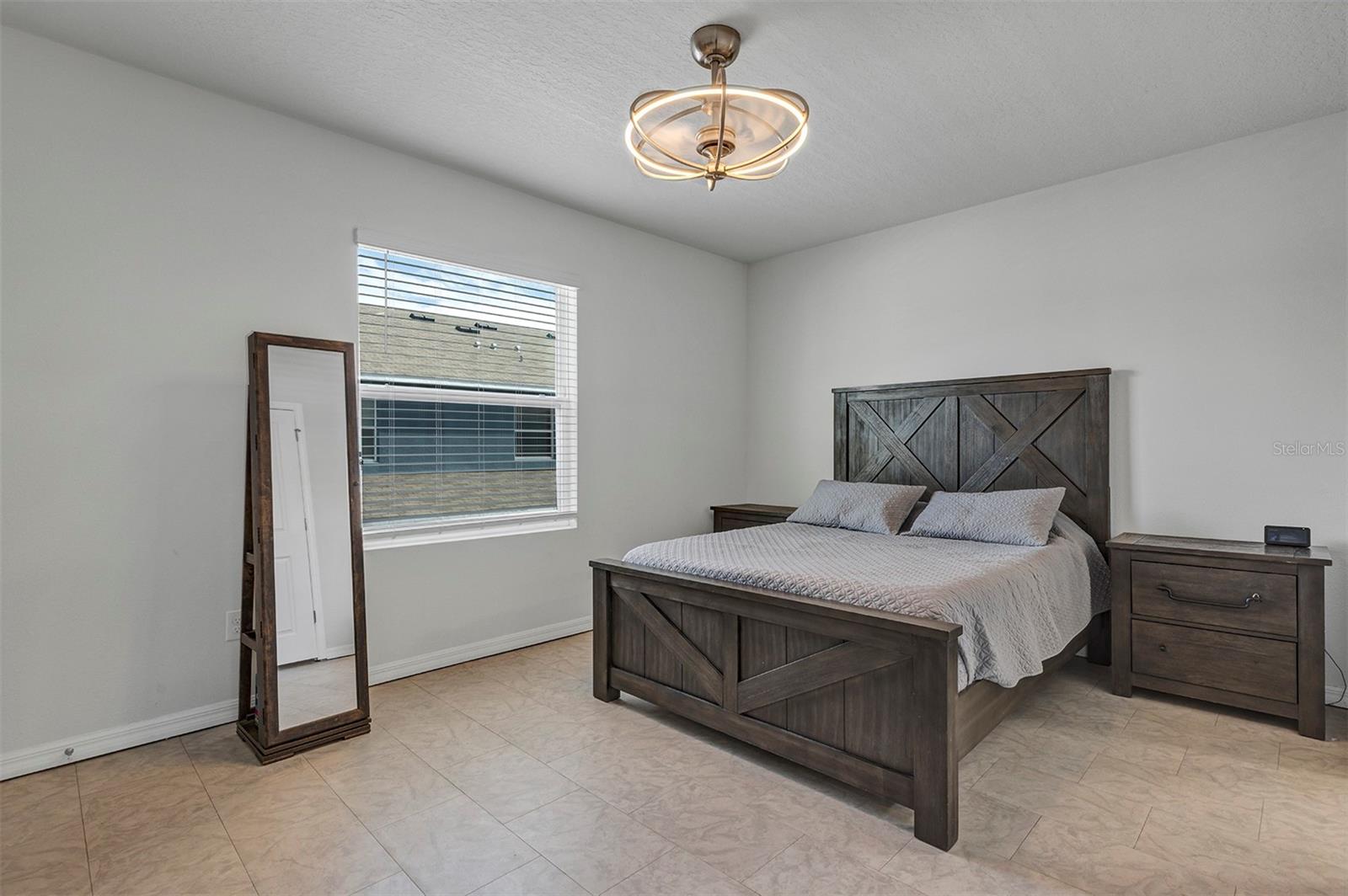 4015 BLUE BANKS LN — photo 14