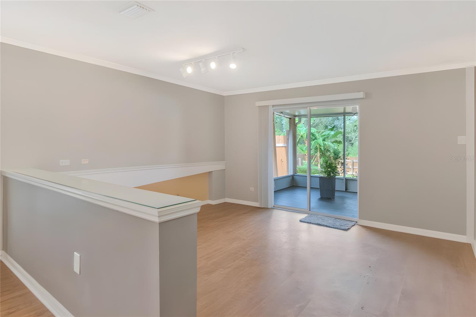 19604 TIMBERBLUFF DR — photo 41