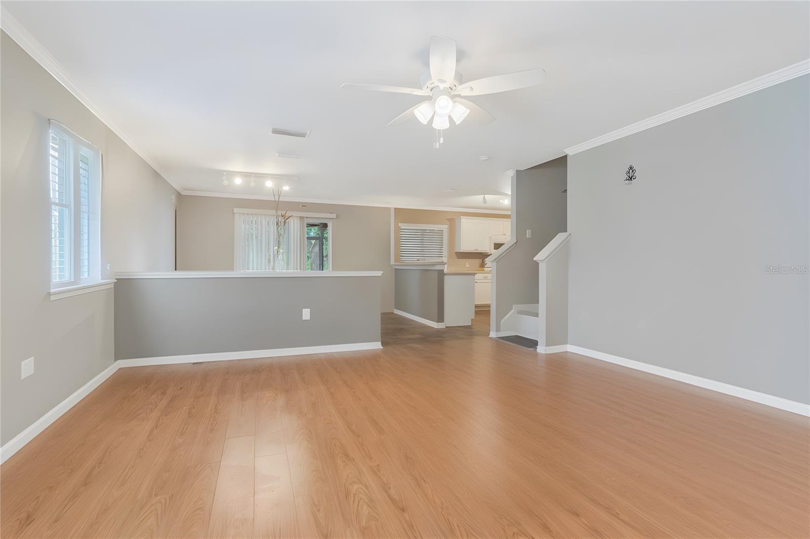 19604 TIMBERBLUFF DR — photo 36