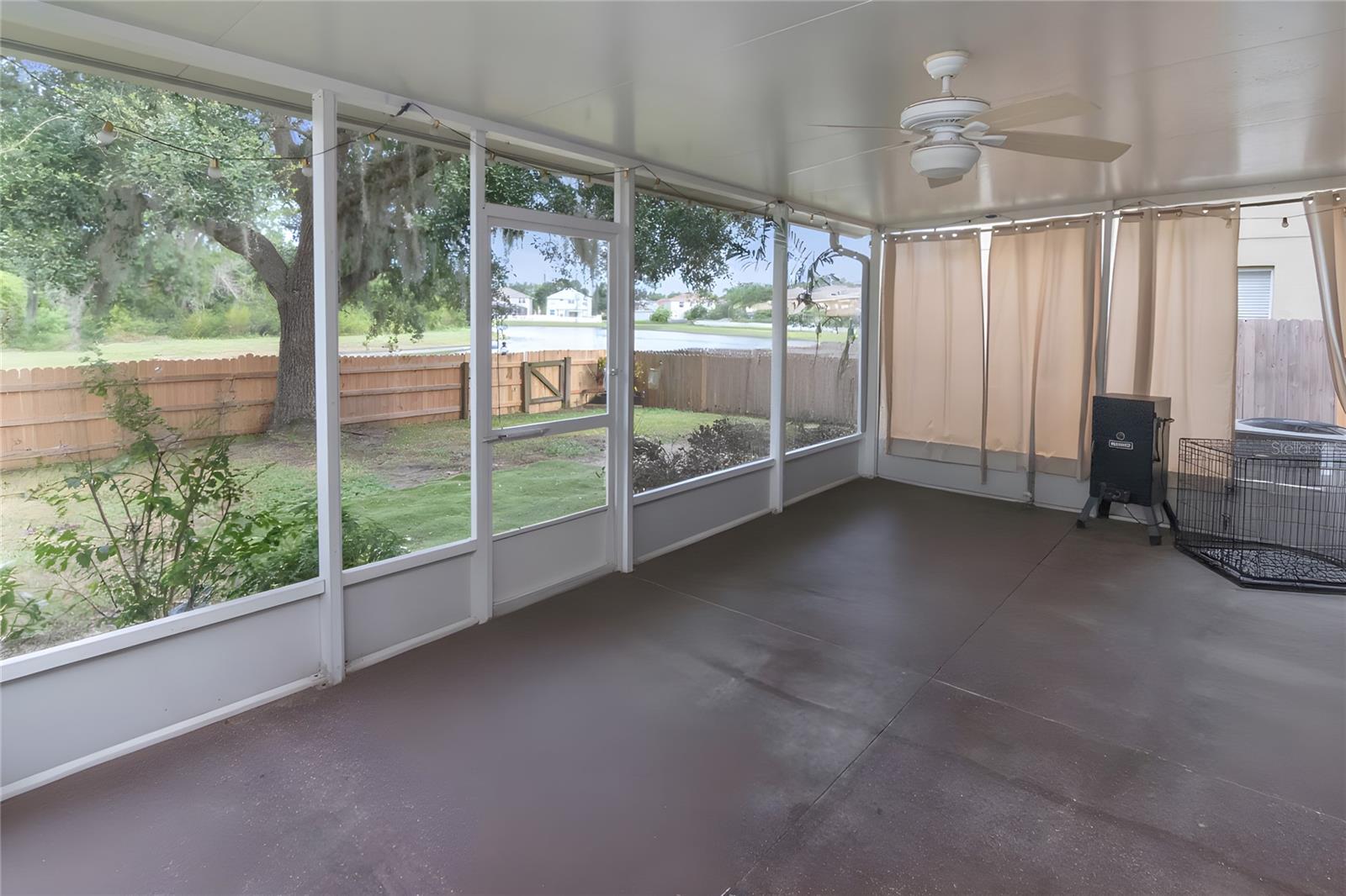19604 TIMBERBLUFF DR — photo 35
