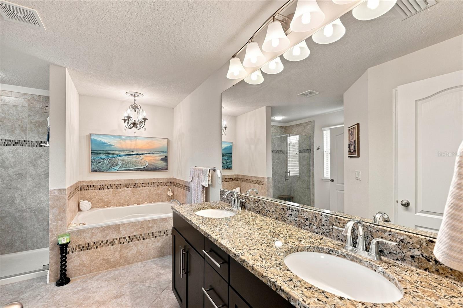 11156 SPRING POINT CIR — photo 23