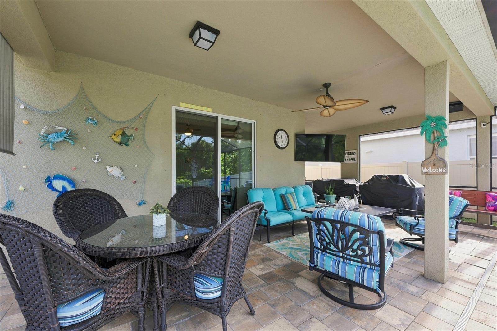 11156 SPRING POINT CIR — photo 35