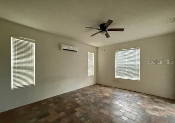 2531 HOBBLEBRUSH DR — photo 8