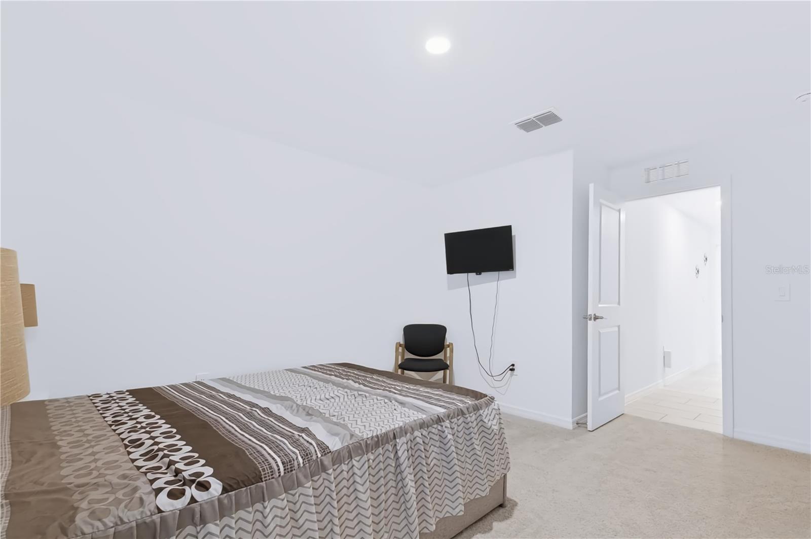 13421 NEW JADE AVE — photo 25
