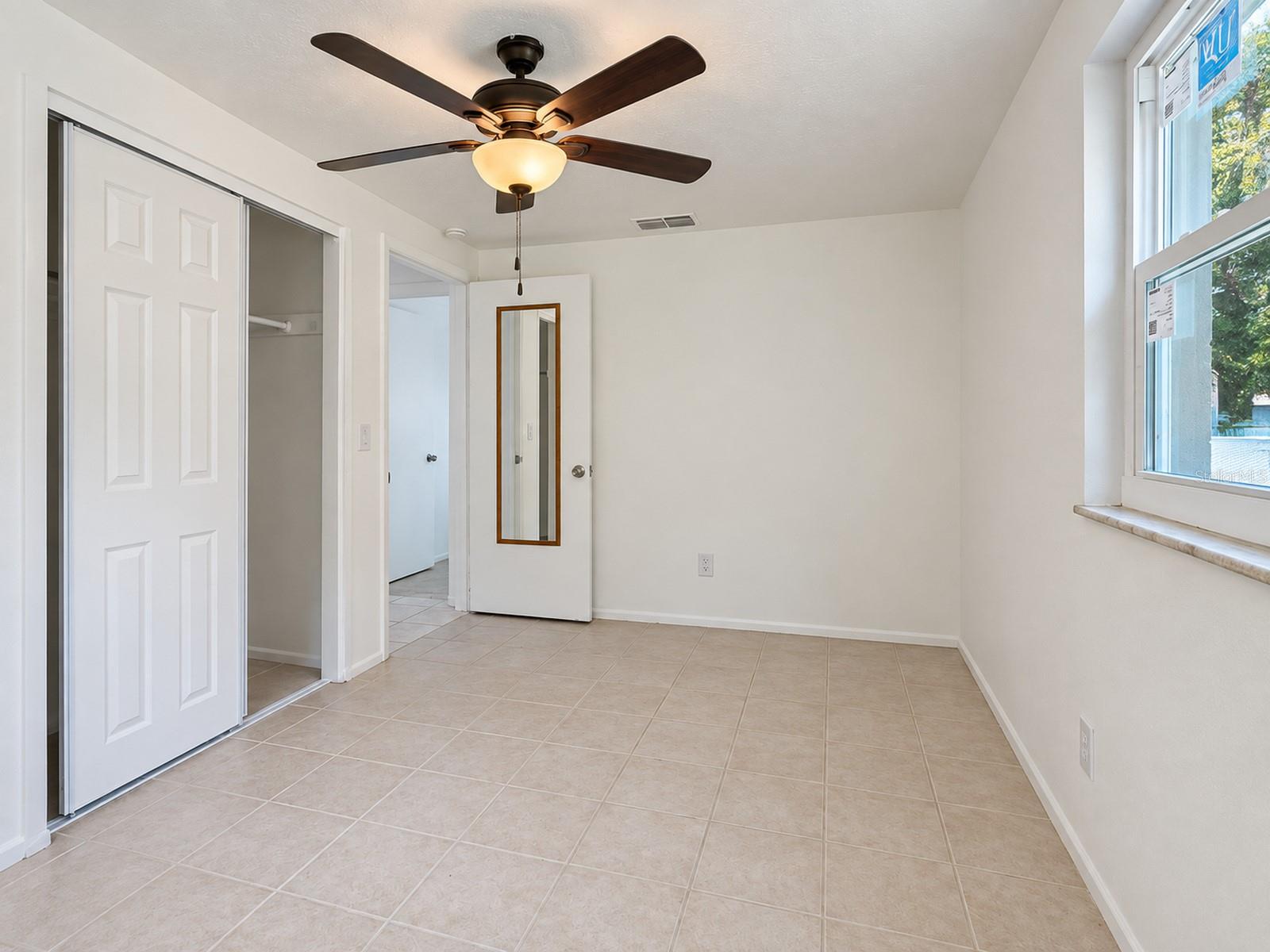8719 RIVER FOREST CIR — photo 32