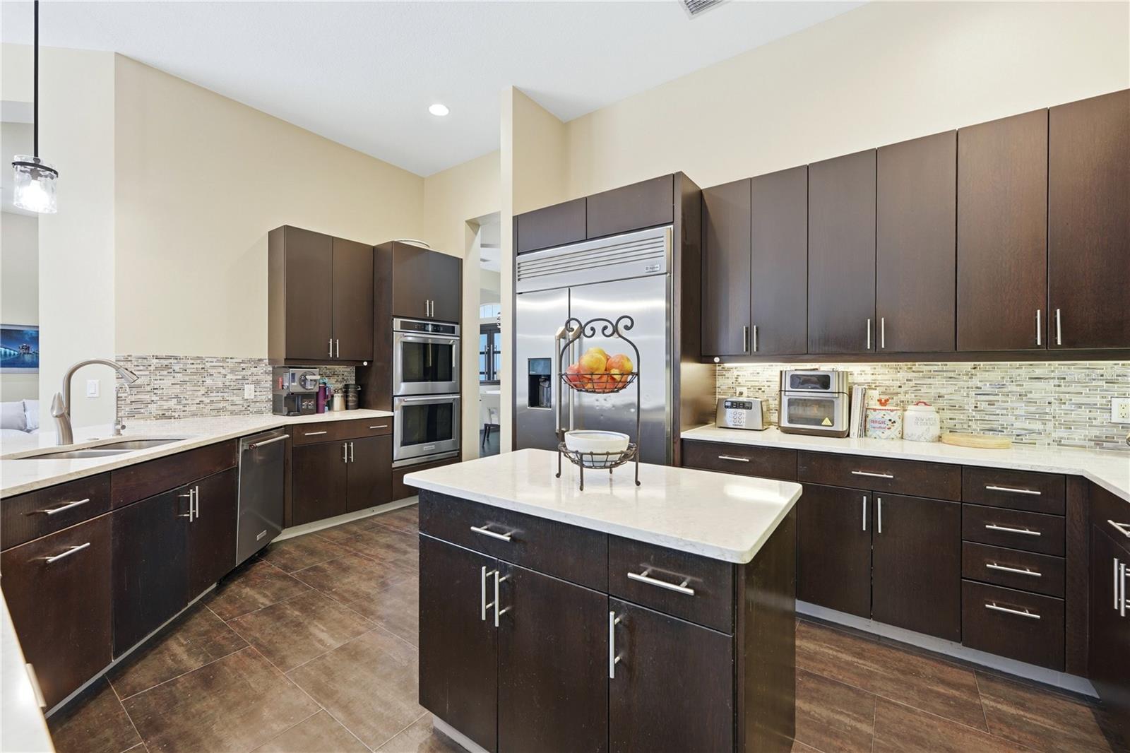 1568 HICKORY VIEW CIR — photo 24