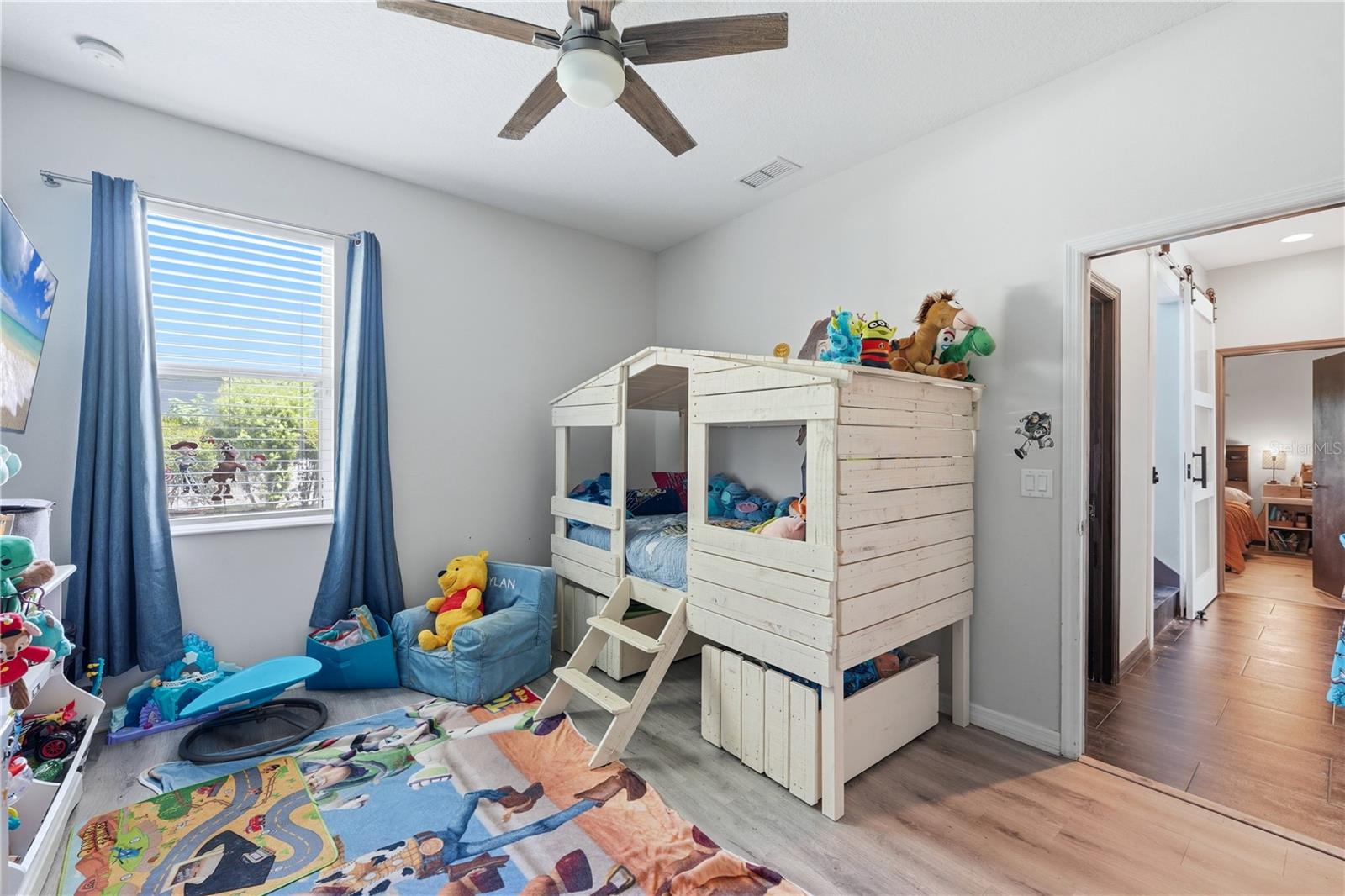 1568 HICKORY VIEW CIR — photo 48
