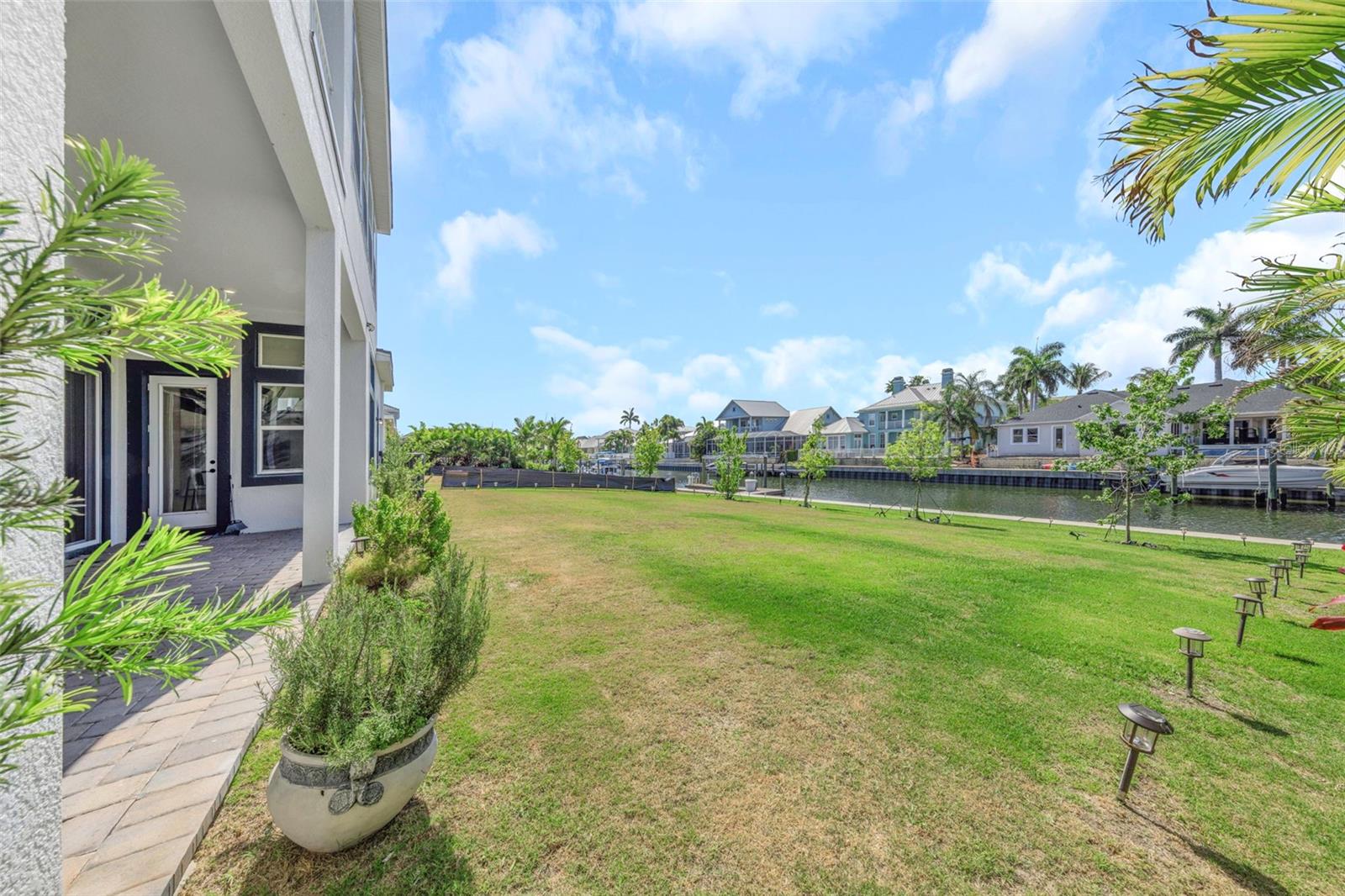 1016 SIGNET DR — photo 53