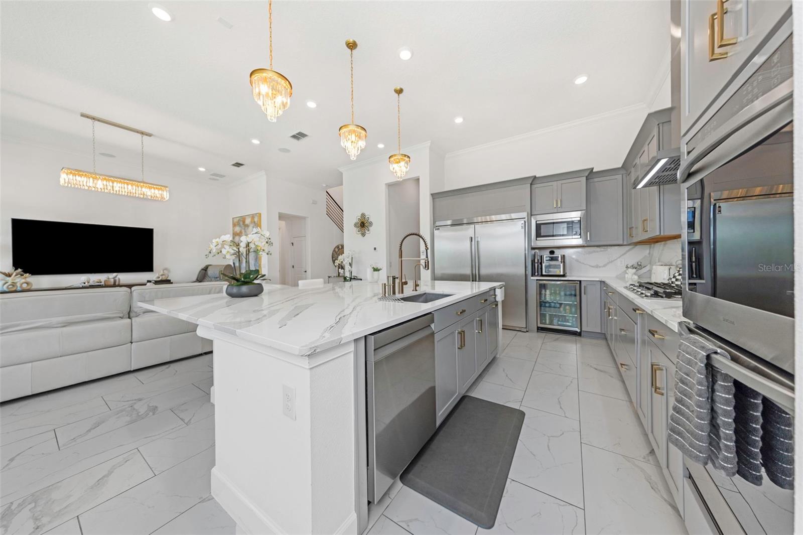 1016 SIGNET DR — photo 26