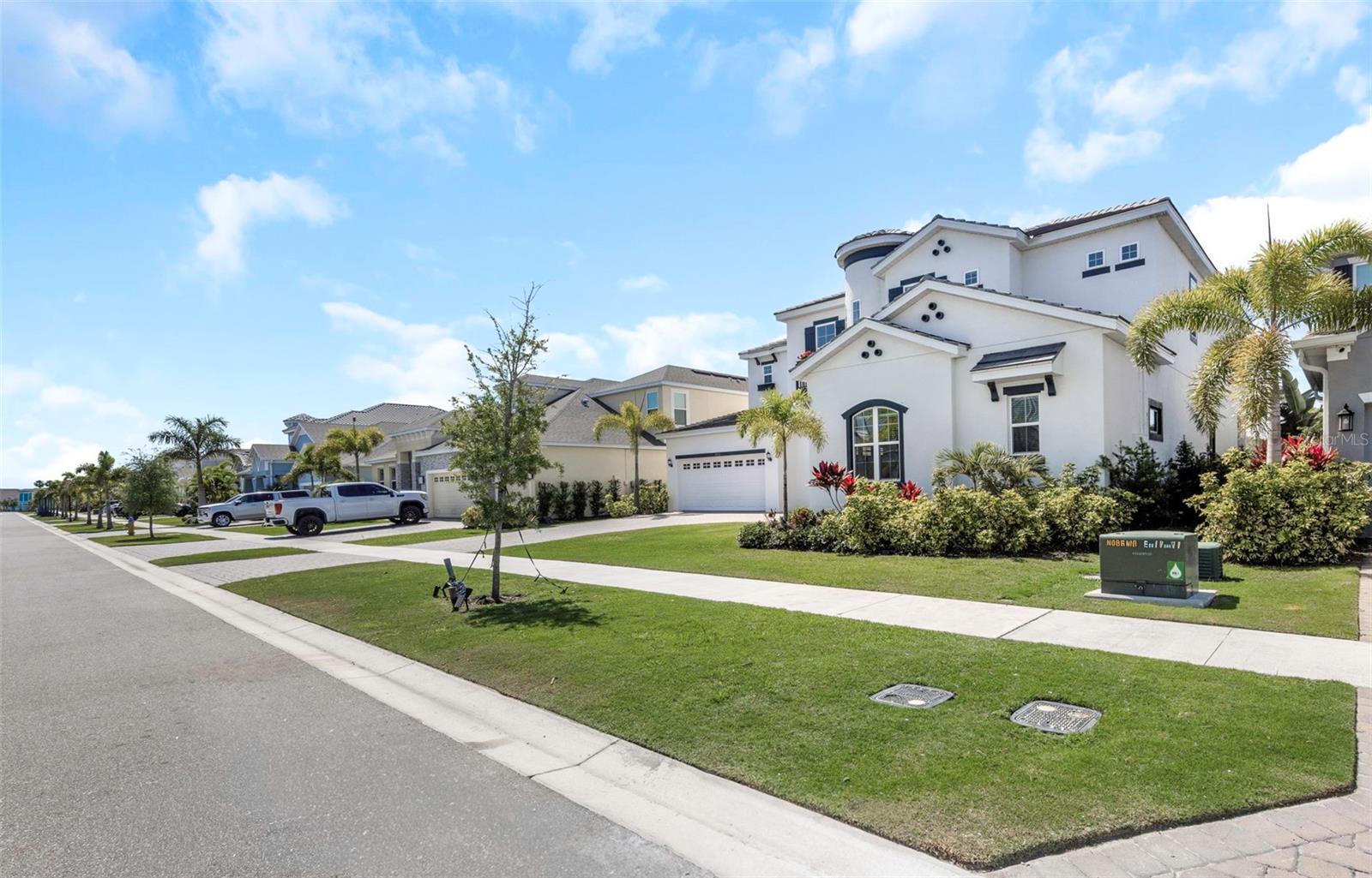 1016 SIGNET DR — photo 7